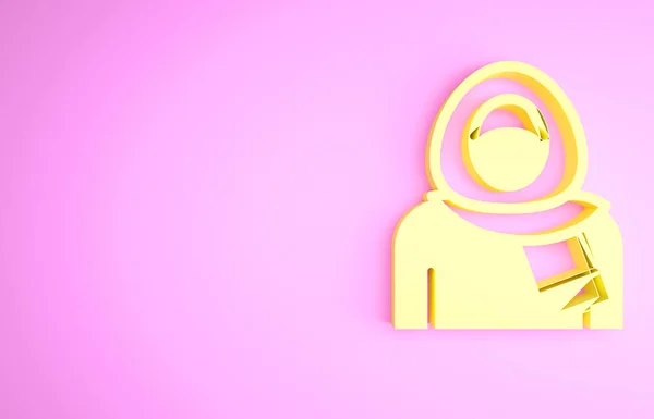 Mulher muçulmana amarela no ícone hijab isolado no fundo rosa. Conceito de minimalismo. 3D ilustração 3D render — Fotografia de Stock