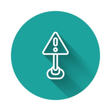 Üçgen simgesinde beyaz çizgi ünlem işareti uzun gölge arkaplan izole. Tehlike uyarısı, dikkat, dikkat, tehlike uyarısı önemli bir işaret. Yeşil daire düğmesi. Vektör