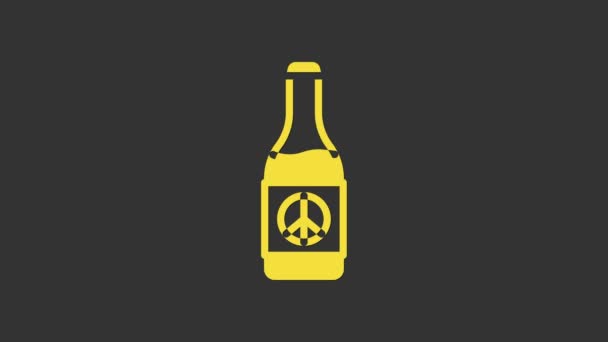 Icono de la botella de cerveza amarilla aislado sobre fondo gris. Animación gráfica de vídeo 4K — Vídeo de stock