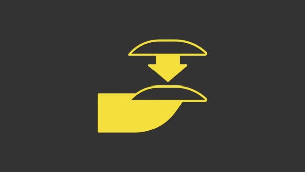 Gelbes Set mit falschen Nägeln für Maniküre-Ikone isoliert auf grauem Hintergrund. Lack-Farbpalette für die Nagelverlängerung. Künstliche Nägel. 4K Video Motion Grafik Animation — Stockvideo