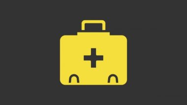 Sarı ilk yardım çantası simgesi gri arkaplanda izole edildi. Haçlı sağlık kutusu. Acil durumlar için tıbbi ekipman. Sağlık sigortası konsepti. 4K Video hareketli grafik canlandırması