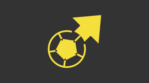 黄色のサッカーボールのアイコンは灰色の背景に隔離された。スポーツ用具。4Kビデオモーショングラフィックアニメーション — ストック動画