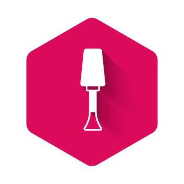 Beyaz Tırnak cilası simgesi uzun gölge arkaplanı ile izole edilmiş. Pembe altıgen düğmesi. Vektör