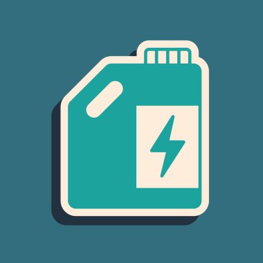 Yeşil Eko yakıt bidonu ikonu yeşil arka planda izole edildi. Çevre biyolojisi ve namlusu. Yeşil çevre ve geri dönüşüm. Uzun gölge tarzı. Vektör