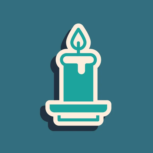 Icono de vela Aroma verde aislado sobre fondo verde. Estilo de sombra larga. Vector — Archivo Imágenes Vectoriales