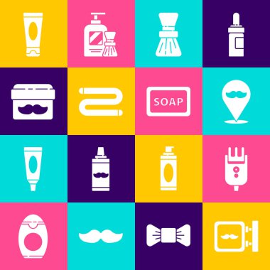 Berber dükkanı, elektrikli saç makası veya tıraş makinesi, tıraş fırçası, havlu, krem losyon kozmetik kavanozu, tüp ve köpük ikonlu sabun. Vektör