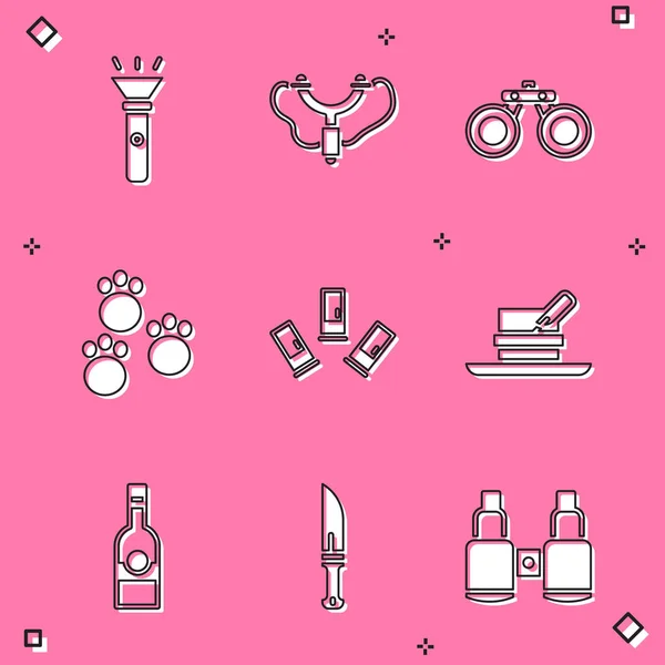 Set Flashlight, Slingshot, Binoculars, Paw print, Cartridges, Hunter hat with feather, Bottle of vodka and knife icon. Vector — Stock Vector