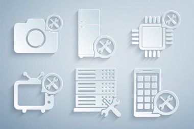 Veritabanı sunucu servisini, İşlemci, TV, Mobil Uygulamalar, Buzdolabı ve Fotoğraf Kamerası simgesini ayarla. Vektör