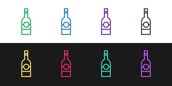 设定系列玻璃瓶伏特加酒图标隔离的黑白背景.B.病媒 — 图库矢量图片