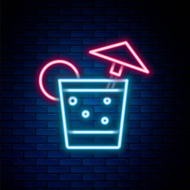 Parlak neon hattı. Kokteyl ve alkol. Tuğla duvar arkasında şemsiye simgesi var. Renkli taslak konsepti. Vektör