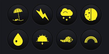 Set Water drop, Eclipse of the sun, Sunset, Cone meteoroloji rüzgar gülü vane, Bulut with Snow, Lightning bolt, Rainbow ve plaj ikonu için koruyucu şemsiye. Vektör