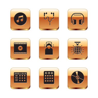 Set Music note, tone, Drum machine, Man kulaklıkları, Online playplay video, Kulaklıklar, CD veya DVD diski ve Air simgesi. Vektör