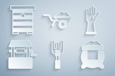 Bahçe tırmığı, lastik eldiven, bir torba un, çamurlu el arabası ve arı kovanı ikonu. Vektör