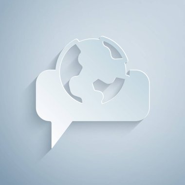 Kağıt, gri arkaplanda izole edilmiş yabancı dil öğrenme simgesi kesti. Çeviri, dil tercümanı ve iletişim. Kağıt sanatı tarzı. Vektör