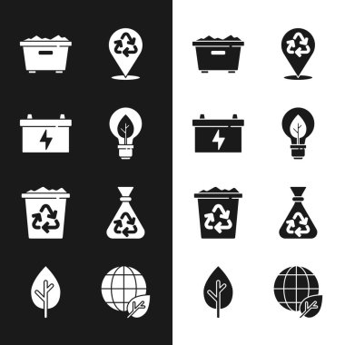 Ampulü yaprak, araba aküsü, çöp tenekesi, geri dönüşüm, çöp poşeti, çöp torbası, toprak küresi ve ağaç ikonu ile kurun. Vektör