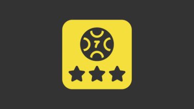 Sarı Online poker masası simgesi gri arkaplanda izole edildi. İnternetteki kumarhane. 4K Video hareketli grafik canlandırması