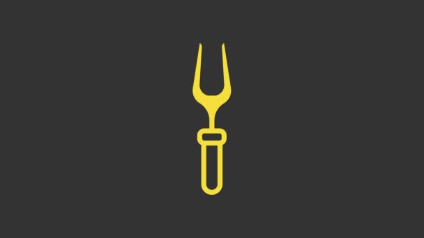 Icono de tenedor amarillo para barbacoa aislado sobre fondo gris. Cartel de tenedor para barbacoa. Barbacoa y parrilla. Animación gráfica de vídeo 4K — Vídeo de stock