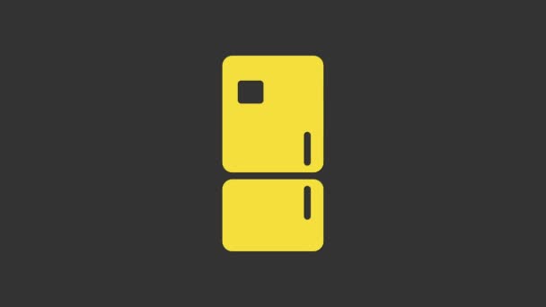 Gelbes Kühlschranksymbol isoliert auf grauem Hintergrund. Kühlschrank mit Gefrierfach Kühlschrank. Haushaltstechnologie und Haushaltsgeräte. 4K Video Motion Grafik Animation — Stockvideo