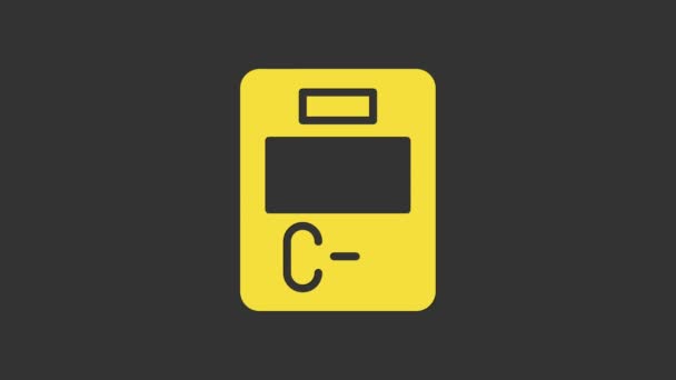 Žlutý zkoušený papír s nesprávnými odpověďmi průzkum ikony izolované na šedém pozadí. Špatná známka výsledků testů. Grafická animace pohybu videa 4K — Stock video