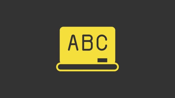 Icono de pizarra amarilla aislado sobre fondo gris. Signo de pizarra escolar. Animación gráfica de vídeo 4K — Vídeos de Stock