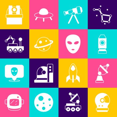 Astronot miğferi, uydu anteni, roket gemisi, teleskop, Satürn gezegeni, Mars gezgini, astronomik gözlemevi ve uzaylı ikonu. Vektör