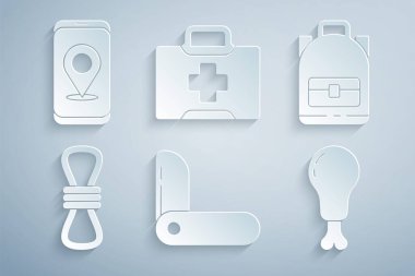 İsviçre çakısı, yürüyüş sırt çantası, tırmanma ipi, tavuk bacağı, ilk yardım çantası ve şehir haritası ikonu. Vektör