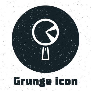 Kızartma tavasında Grunge omleti beyaz arka planda izole edilmiş. Tavada omlet var. Tek renkli klasik çizim. Vektör