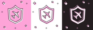 Pembe beyaz siyah arkaplanda izole edilmiş kalkan simgesi olan bir uçak ayarlayın. Uçan uçak. Uçak sigortası. Güvenlik, güvenlik, koruma, konsept koruma. Vektör.