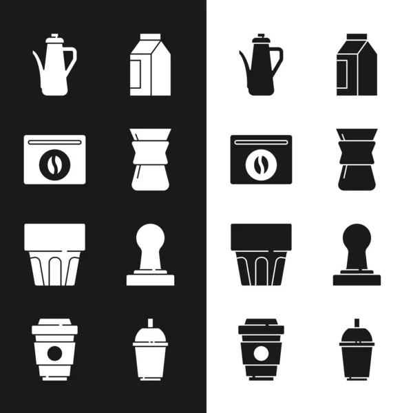 Set Pour over coffee maker, Bag beans, Teapot, Glass with water, Coffee tamper, cup to go and icon. Vector — Stock Vector