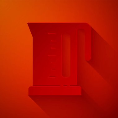 Kağıt kesiği Elektrik Kettle simgesi kırmızı arkaplanda izole edildi. Çaydanlık ikonu. Kağıt sanatı tarzı. Vektör.