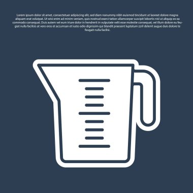 Mavi çizgi ölçme kabı kuru ve sıvı yiyecek ikonunu ölçmek için mavi arka planda izole edildi. Plastik şişenin sapı var. Vektör.