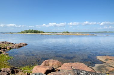 beyaz deniz kıyısında