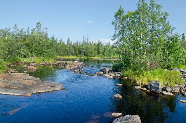 A folyó Unduksa az északi Kareliya, Oroszország — Stock Fotó
