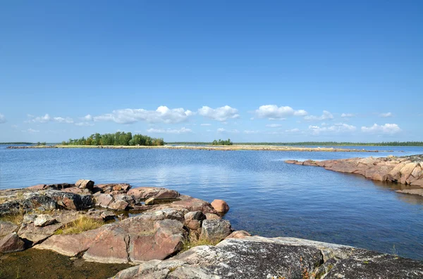 beyaz deniz kıyısında