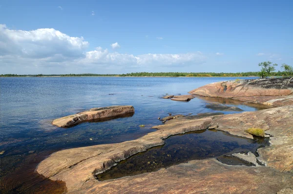 beyaz deniz kıyısında