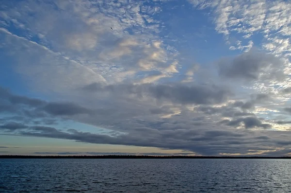 Світанок по білому морі — стокове фото