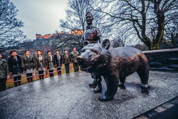 Estatua de oso en Edimburgo —  Fotos de Stock