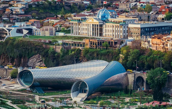 Вид с воздуха в Тбилиси — стоковое фото