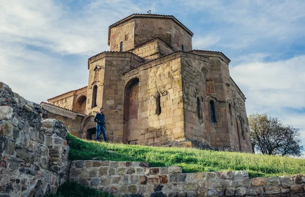 Mtsheta yanında eski kilise — Stok fotoğraf