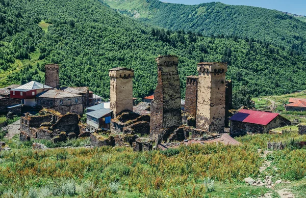Ushguli en Géorgie — Photo