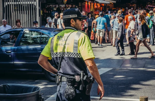 Policía en Barcelona — Foto de Stock
