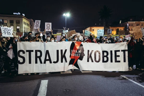 Varsó Lengyelország 2020 Október Női Sztrájk Zászló Varsói Utcák Tömeges — Stock Fotó