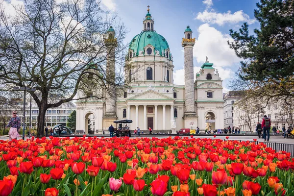 Viena Austria Abril 2018 Fachada Iglesia San Carlos Borromeo Famosa — Foto de Stock