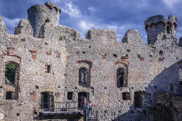 Podzamcze Polen Juli 2017 Ruinen Der Burg Ogrodzieniec Dorf Podzamcze — Stockfoto