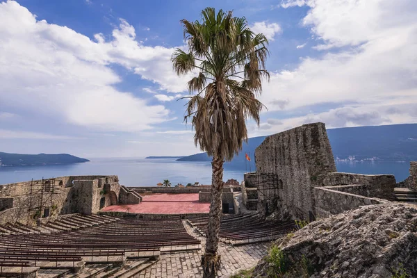 Fortaleza Torre Sangrienta Herceg Novi Ciudad Costera Entrada Bahía Kotor —  Fotos de Stock