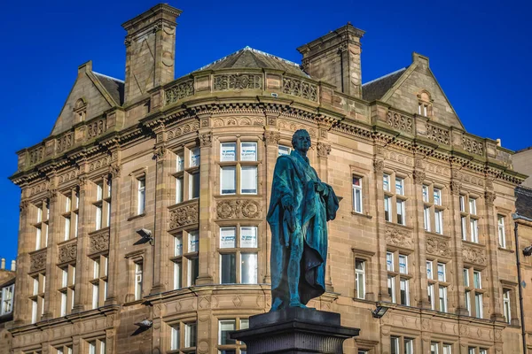 stock image Edinburgh, Scotland - January 17, 2020: Monument of William Pitt The Younger in New Town of Edinburgh city