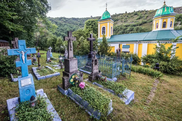 Saharna Moldavia Julio 2019 Tumbas Monasterio Santísima Trinidad Aldea Saharna — Foto de Stock