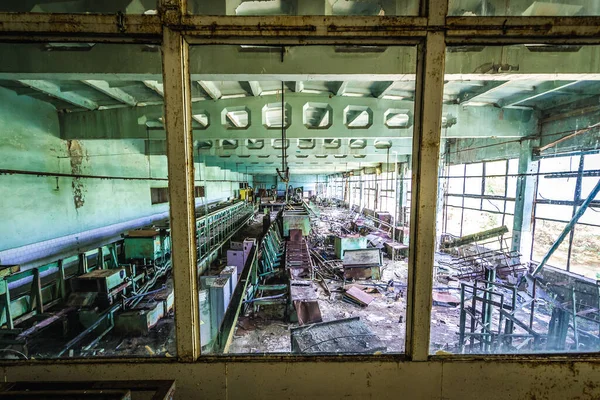 Dentro Sala Lacado Fábrica Júpiter Pripyat Ciudad Abandonada Zona Exclusión — Foto de Stock