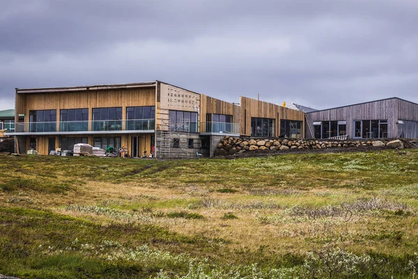 Sudoeste Islândia Islândia Junho 2018 Edifício Centro Visitantes Perto Cachoeira — Fotografia de Stock
