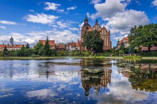 Barczewo Polen August 2017 Teich Und Die Römisch Katholische Kirche — Stockfoto
